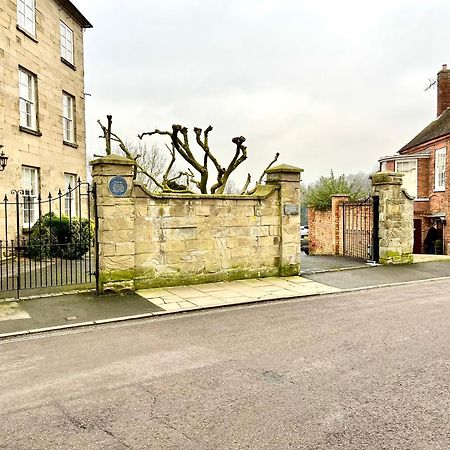 Flower Cottage By Ludlow Castle With Onsite Parking エクステリア 写真